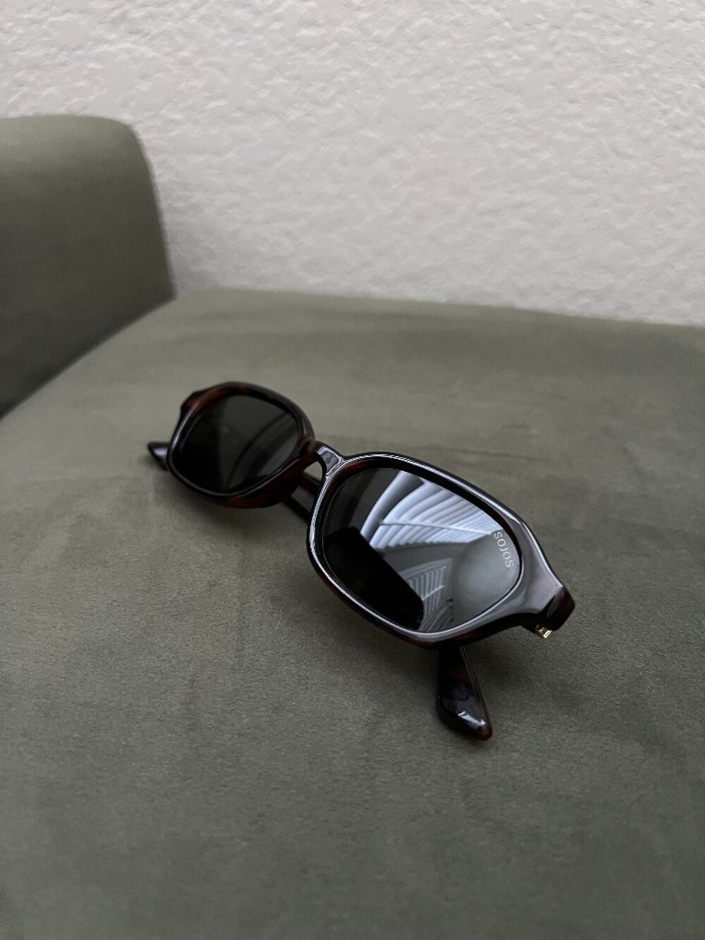 SOJOS Oval Tortoise Sunglasses